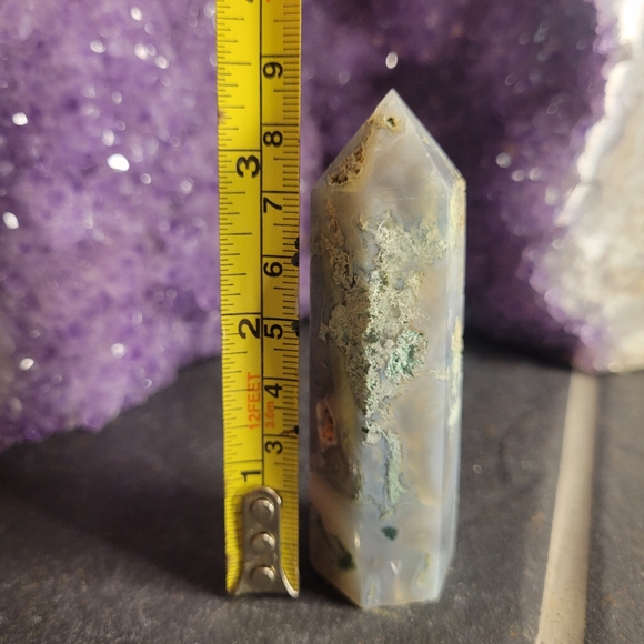Moss agate crysyal tower - Picture 6 of 7